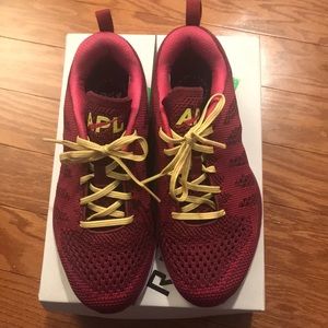 APL Techloom Sneakers